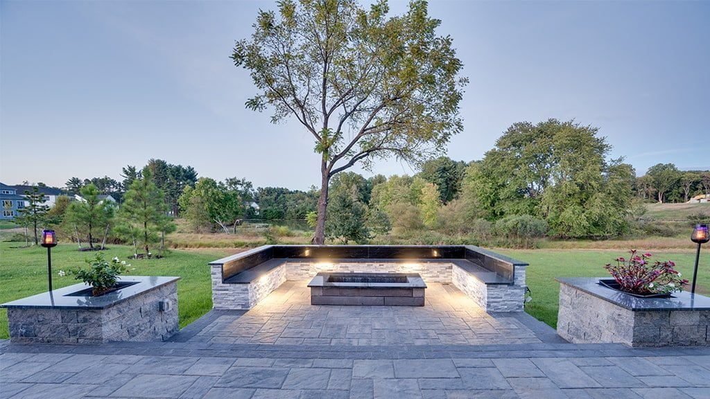 Deck Garden - Mosaic Design & Build