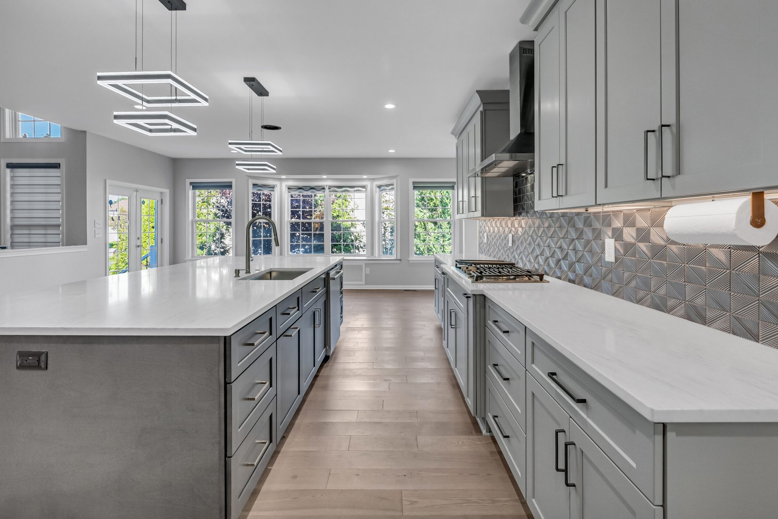 Kitchen & Bath Remodeling - Mosaic Design & Build project photo 2