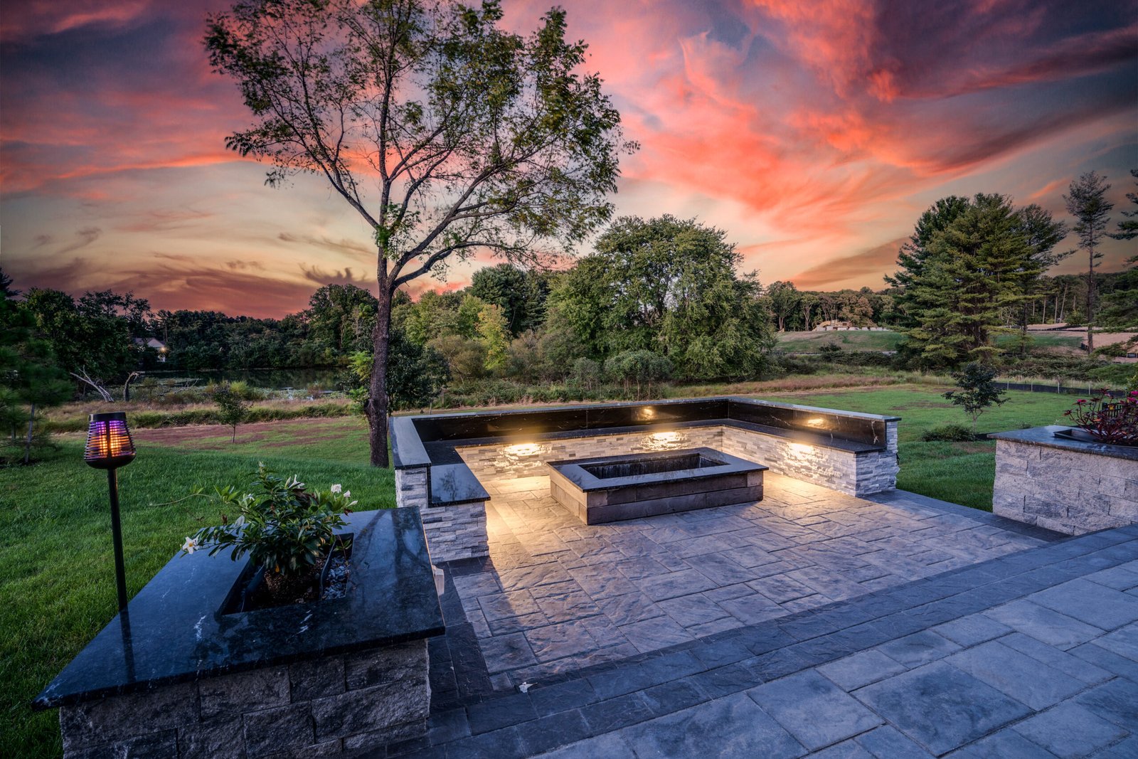 Transform your backyard with custom outdoor patio and deck services in Vancouver. Mosaic Build designs & builds durable, stylish decks for entertaining