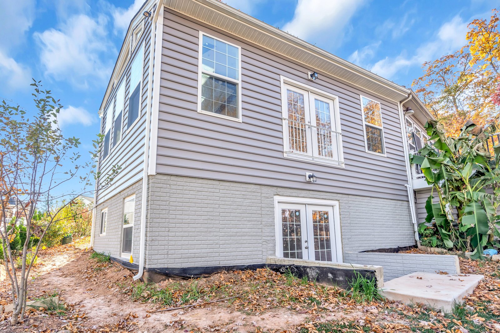 Two-story bump-out addition built on a new foundation inside the side and rear setback lines at the Cardinal project in Northern Virginia