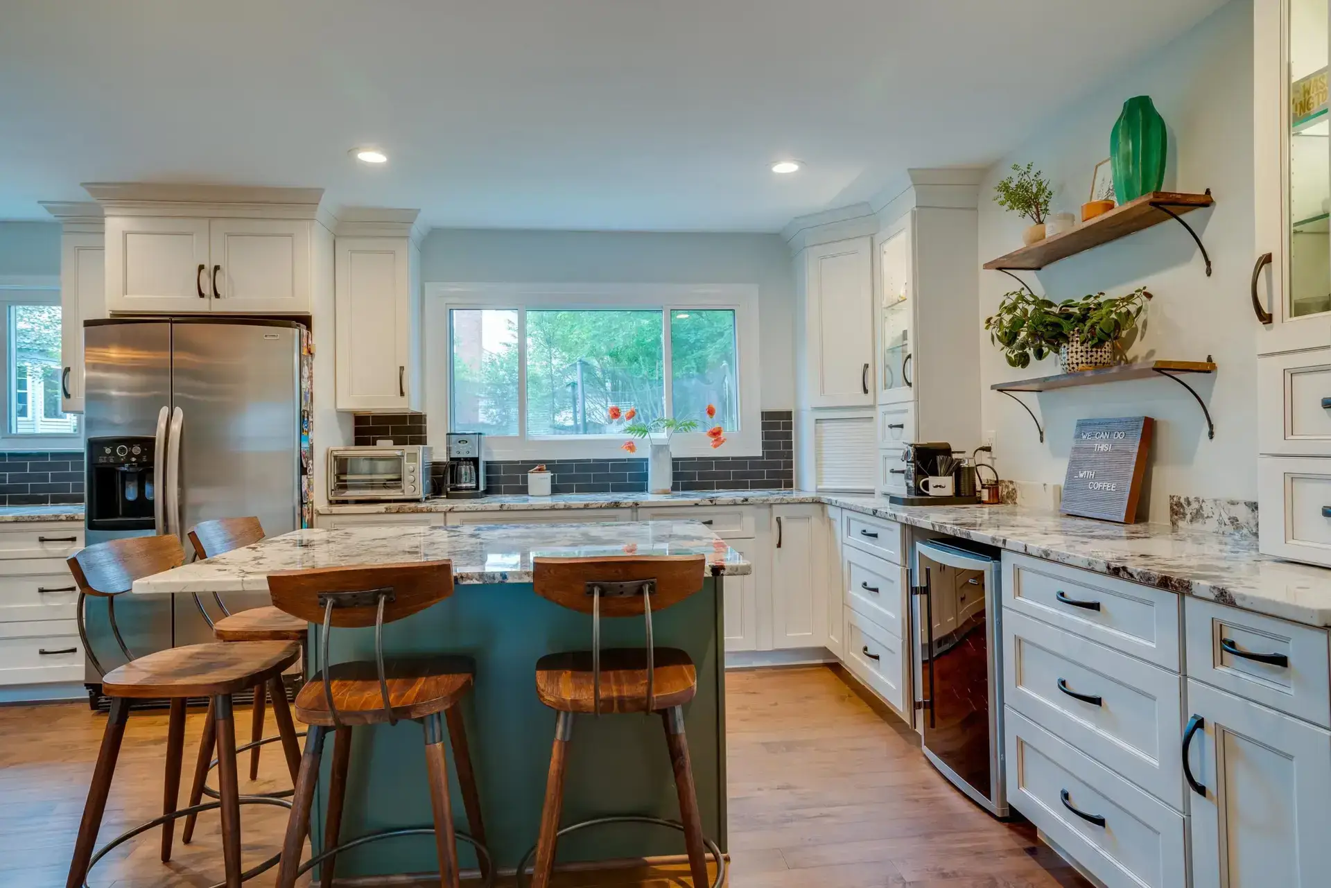 Kitchen Remodeler - Mosaic Design & Build project photo 3