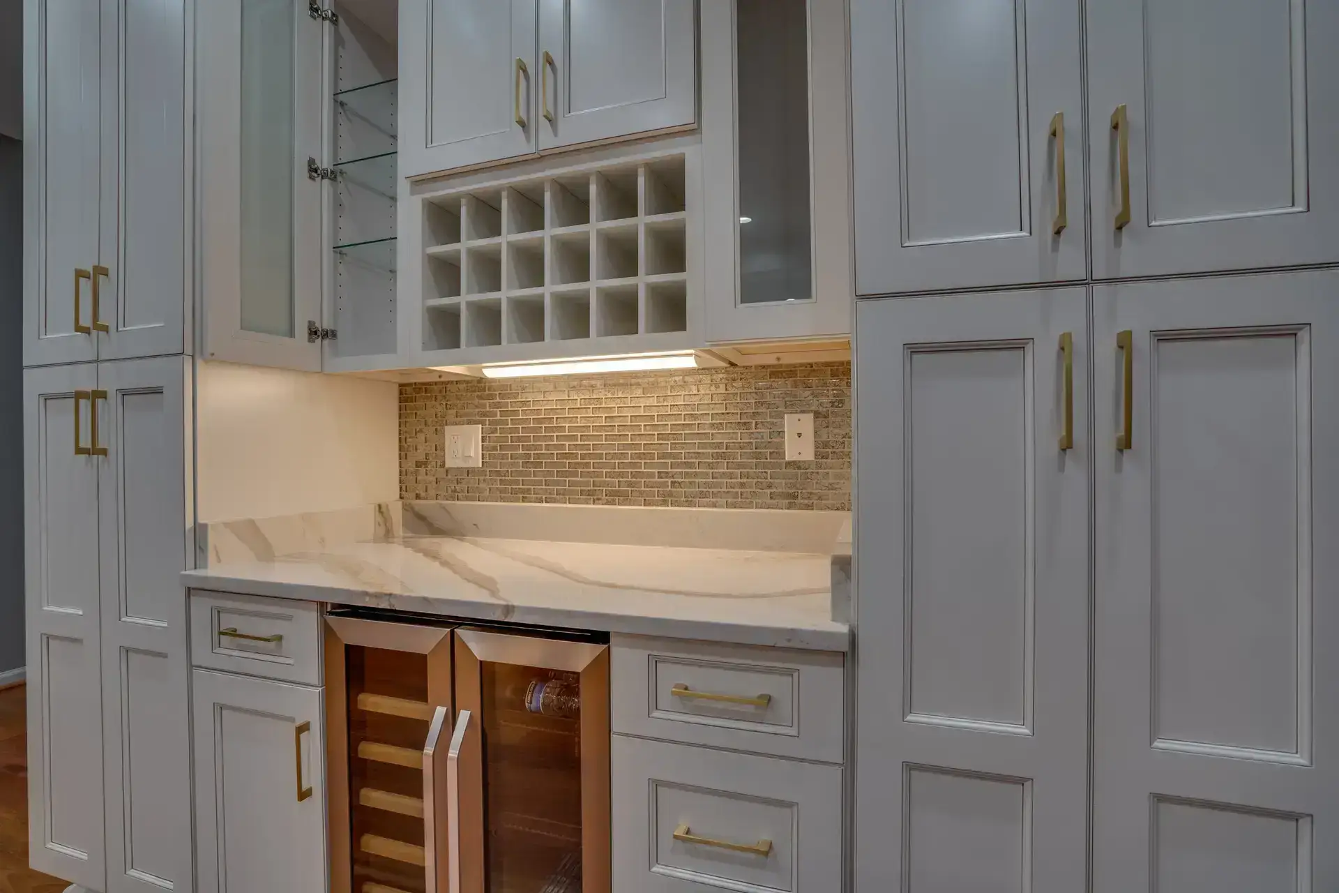 Custom luxe room addition and kitchen installation